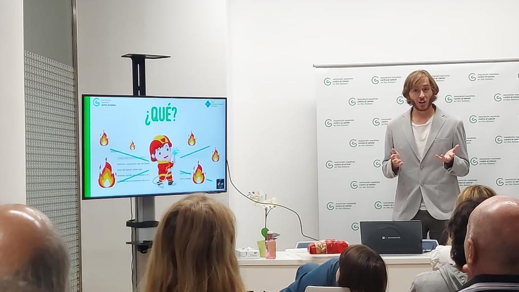JosReyesMoreno2's tweet photo. El investigador @EnsenyatMiquel becado por @ContraCancerIB explicó en qué c9nsiste una tesis doctoral...y lo difícil que es acabarla... https://t.co/zgDU64jC62