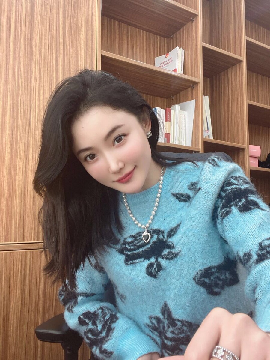 Estth6632's tweet photo. 下班下班……吃晚��🥣 https://t.co/kyy5D5hgOW