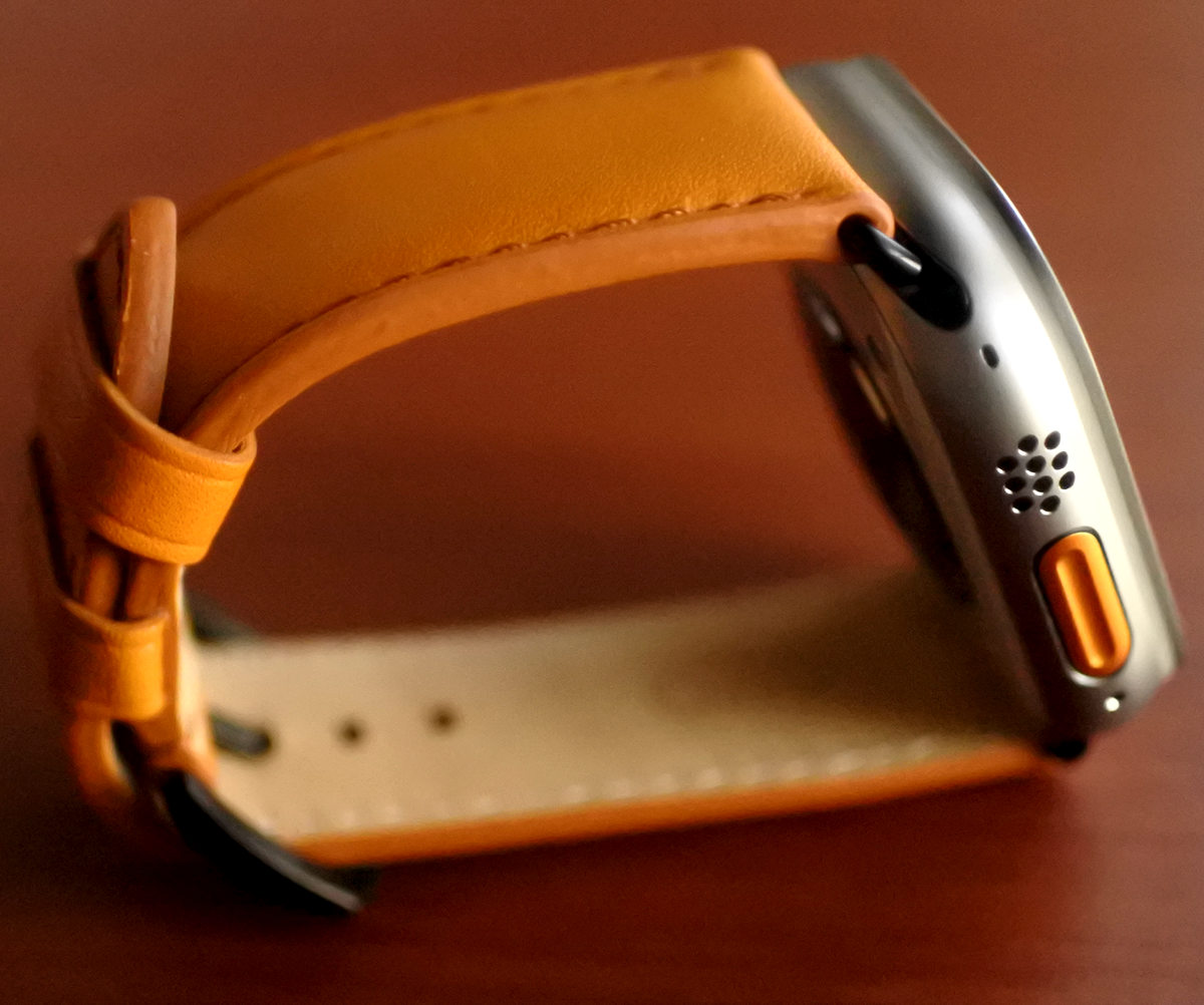 TYO_Mac's tweet photo. 【今日のウルトラ】<アルト社×ファエダ社・Leather Strap>これぞ、Ultraのために生まれてきたかのようなルックス!!FAEDA社高品質フルグレインレザー仕様。同色のAirPods Pro第2世代対応ケースもどうぞ。限定生産品。お早めに。https://t.co/DG4w2kyuti #alto #FAEDA #Ultra #TokyoTool https://t.co/mBEiTbc8XJ