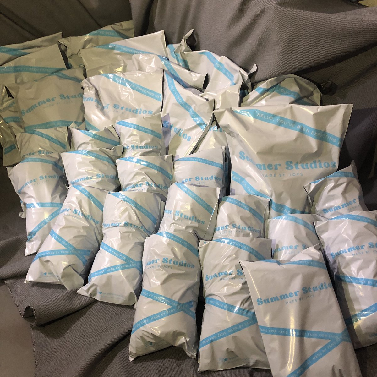 summerstudios__'s tweet photo. #SS_Update 

✨ shipping forms are now sent out via email. 
✨ kindly double check your spam as well
✨ dm us for any questions https://t.co/FNhVN6g1ra