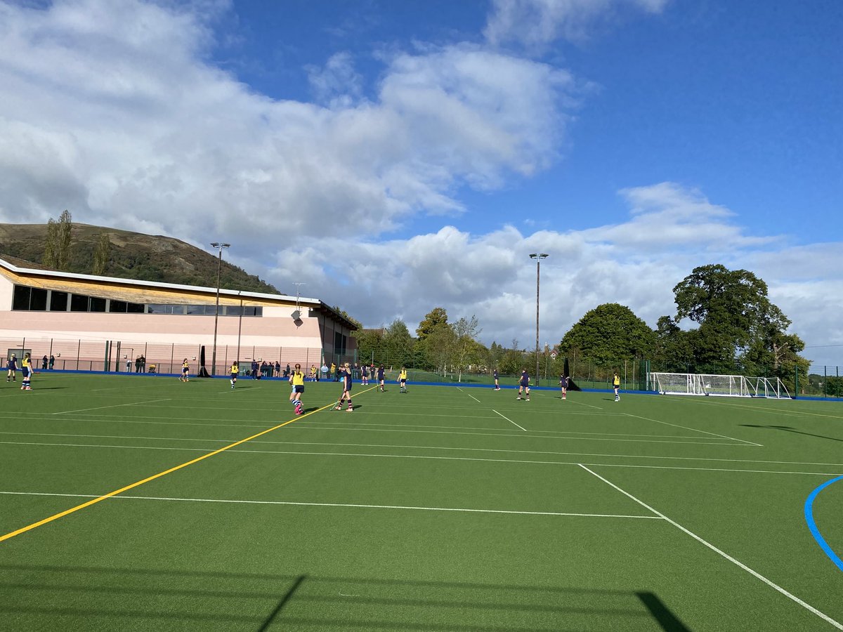 Thank you ⁦⁦<a href="/SportMSJ/">MSJ Sport</a>⁩ for the U13 and U14 hockey fixtures this morning. #gopink #wellplayed