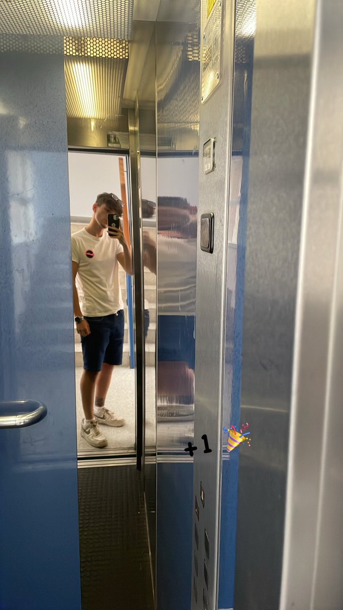 Lexxer ❄️ tweet media