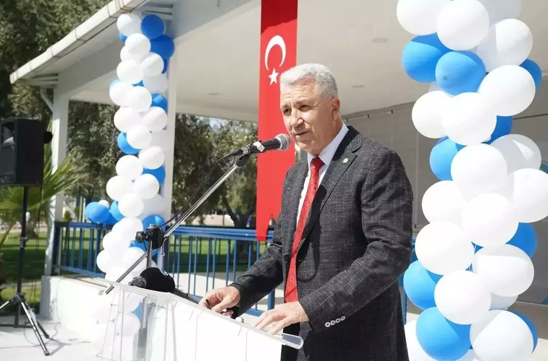 ege_arom's tweet photo. EÜ Araştırma Odaklı Öğrenci Merkezimiz, Proje Etkinlik Merkezimiz ve Öğrenci Dekanlığımızın açılışını Rektörümüz Prof. Dr. Sayın Necdet BUDAK gerçekleştirdi. @UniversiteEge @ProfNecdetBudak @hakanatilgan @ebiltemtto #EgeÜniversitesi https://t.co/NQGxGENYDN