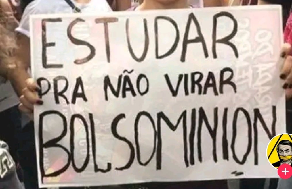 fuckingwithbeer's tweet image. vou repetir mais uma vez, vc que é pobre, desempregado, morador de comunidade NÃO VOTA em Bolsonaro, pelos menos não deveria.