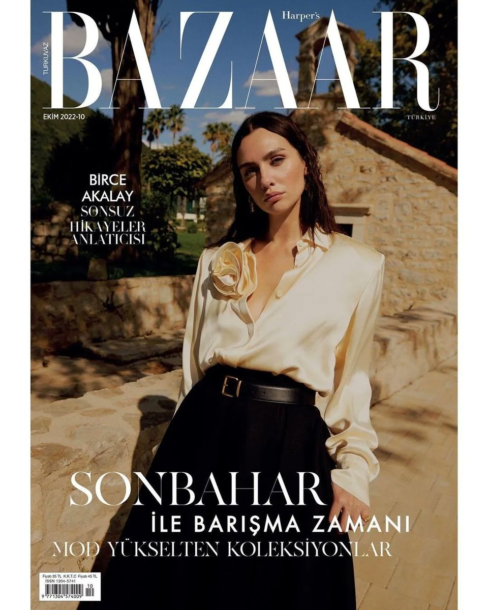 masqturkia's tweet photo. 🆕  La actriz #BirceAkalay portada de la revista #bazaar de Octubre 

#magazine #revista #otoño #octubre #seriesturca https://t.co/Fq75PvOIgT