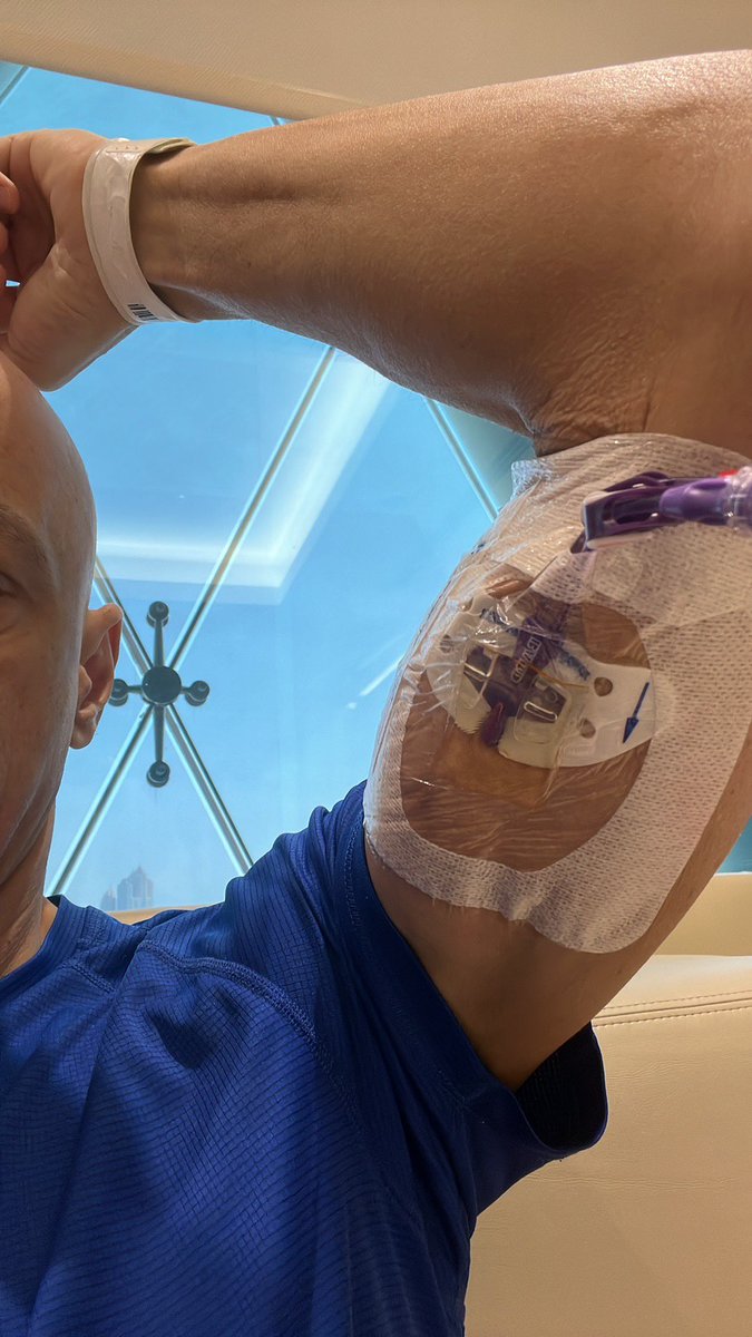 iliasTzanet's tweet photo. #chemo5 β
today , #4days + a meltdown π€―, dranktons π¦ 2flush toxicity of #dexorubicin #VinCristine today, first πof #NEUPOGENE β
yoga sessionβ
in & my #intrathecalMTX Tomorrow #chemo6 ready π₯, still alive #myCancerJourneyIlias #adnocMarathon2022 17.12 https://t.co/L3rrQvDJwL
