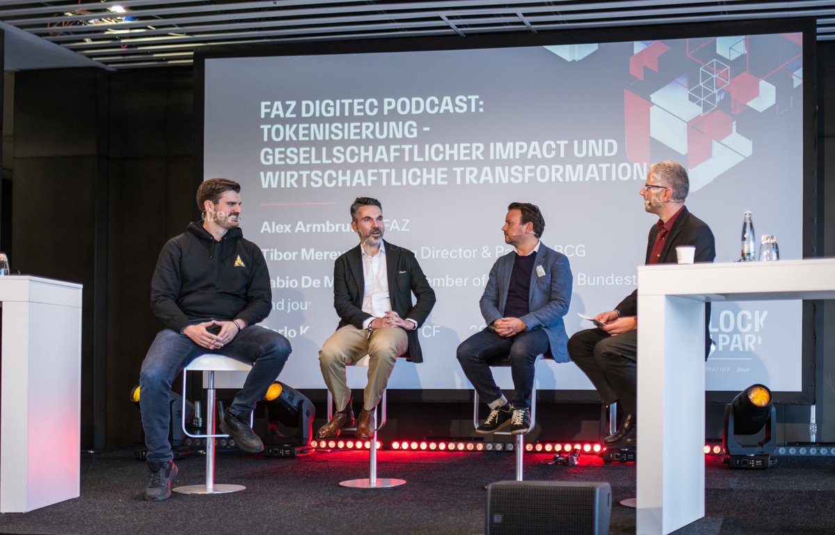 Es war eine spannende Debatte über FinTech, Krypto &amp; digitales Zentralbankgeld bei der <a href="/Eintracht/">Eintracht Frankfurt</a> im <a href="/DeutscheBank/">Deutsche Bank</a> Park! Ich durfte mich mit Tibor Mérey von <a href="/BCG/">Boston Consulting Group</a> sowie dem Gründer Carlo Kölzer von 360x für den <a href="/faznet/">Frankfurter Allgemeine</a> DigiTech Podcast austauschen! Foto: Melanie Borst