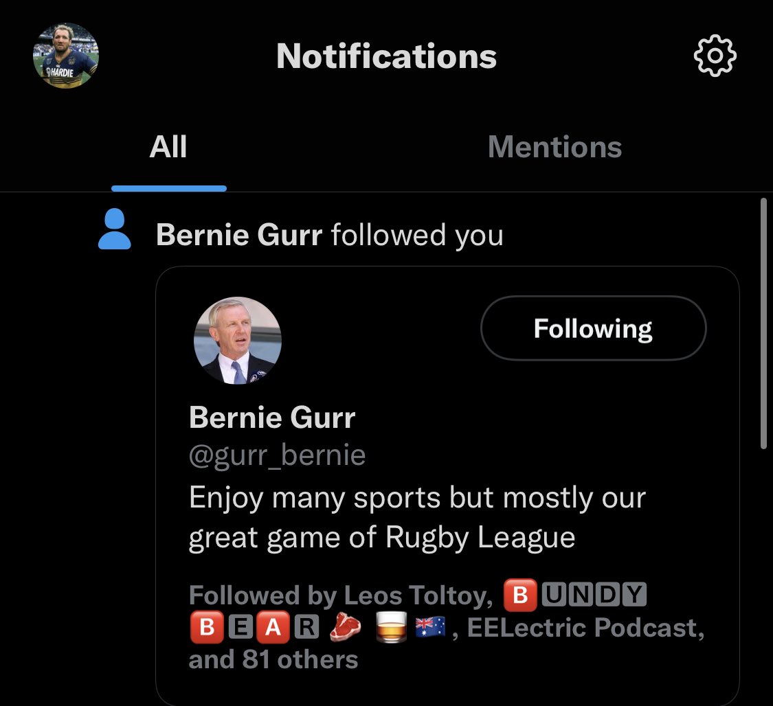 Swisher2009's tweet photo. This is pretty cool. 
The man that helped save our club, and one of the reasons we are playing tomorrow… 
 giving me a follow 😃
@TheParraEels 

Legend @gurr_bernie  👍🏼 https://t.co/HuSMVcOCLw