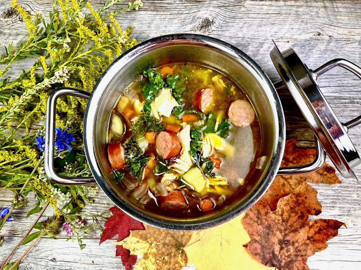 QCSausage's tweet photo. Hello Octoberππ
#October1st #FallFood #comfortfood #soup #smokedsausages #deliciousfood #pumpkinseason #cincinnati #fallweather #fallsoups https://t.co/4XDnYMXcSK