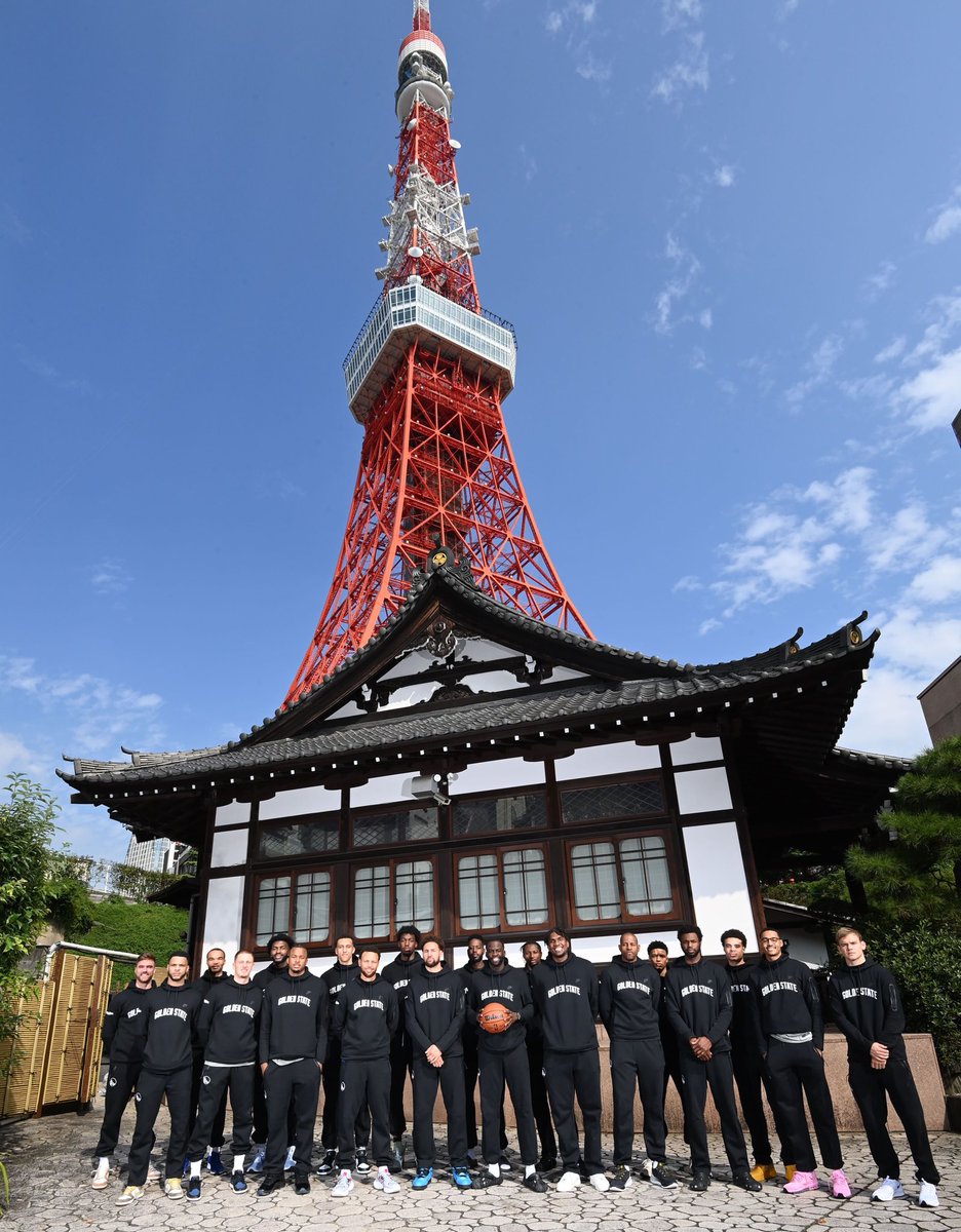 The <a href="/warriors/">Golden State Warriors</a>!

📍 Tokyo Tower 🗼