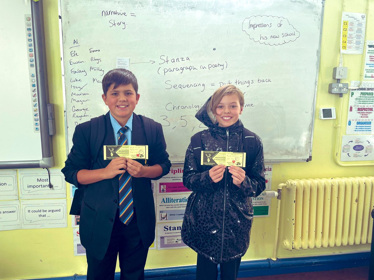 Miss Davies tweet media