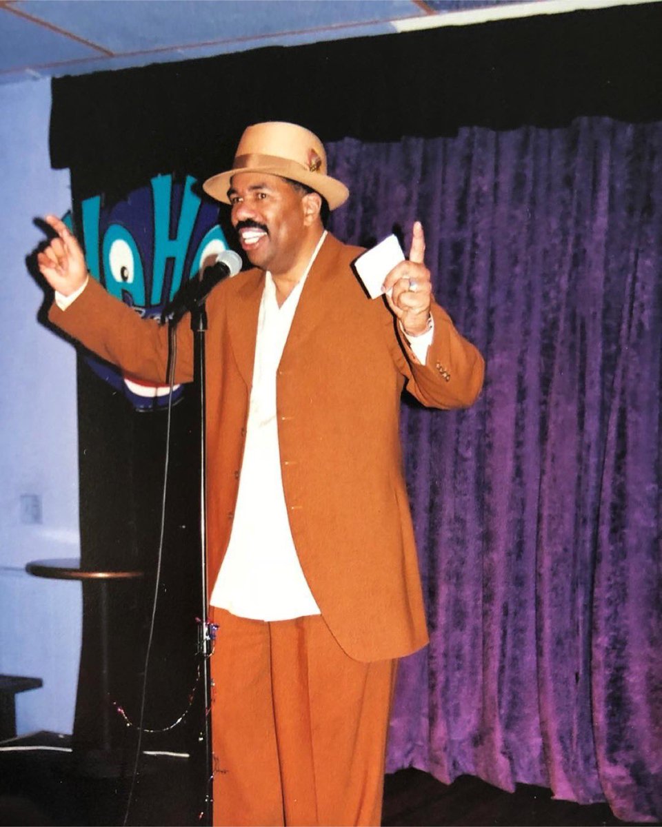 SteveHarveyFM's tweet photo. Enjoy the journey. Throwing it back to stand up hosting at HaHa’s #TBT
.
Repost: @IAmSteveHarvey https://t.co/lJSTQhgL5v