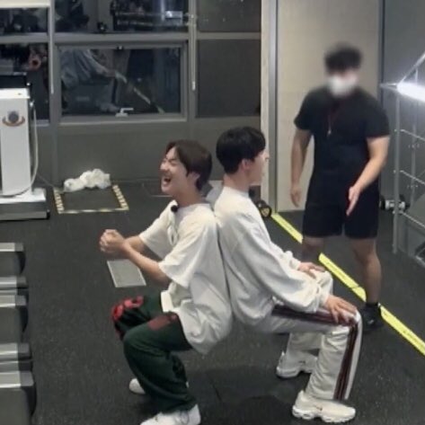 nocontextwon's tweet image. 