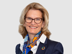 LuqcomIn's tweet photo. Its a grate honor announce the 1st female Secretary General of the @ITU Ms.@DoreenBogdan @ITUBDTDirector. She as been an household name in the telecommunications industry for decades. We are proud to have worked with her on a number of initiatives in the past, and would be https://t.co/RBoh44SxQS