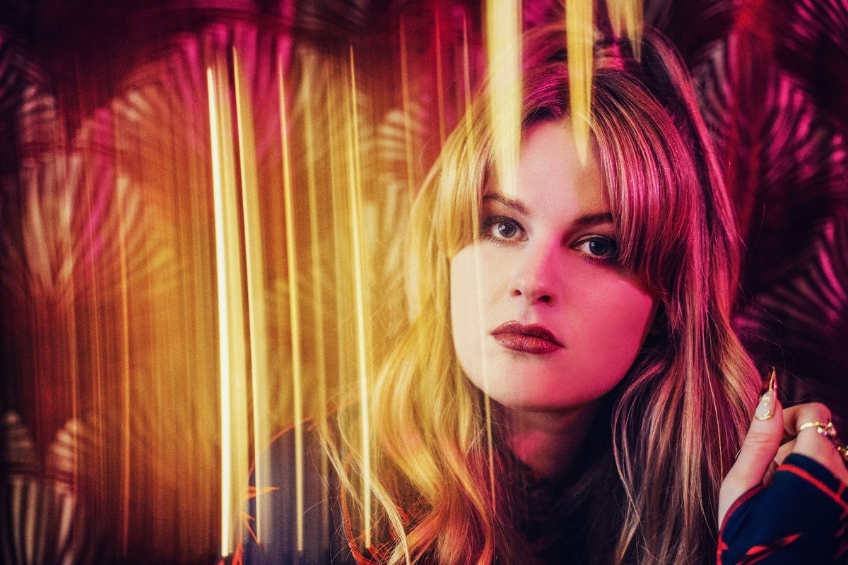 Live session video for <a href="/RaindearMusic/">Raindear</a> 's Rush is now premiering on Nordik Simit 😍  buff.ly/3RnXZLV