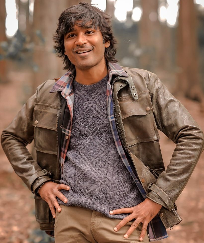 dhanush_nanda's tweet photo. Prabhu parthathum nalla irukiya ketavan da en thalaivan kathir 🏹🔥

#NaaneVaruvean @dhanushkraja https://t.co/igKvO0LBN0