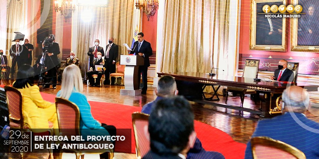 Hace 2 años le presenté al Pueblo y a la ANC, el Proyecto de Ley Antibloqueo para superar los efectos de las agresiones del Gobierno de EE. UU. contra Venezuela. Hoy podemos decir que vamos por el camino correcto, venciendo el bloqueo criminal y recuperando la economía.