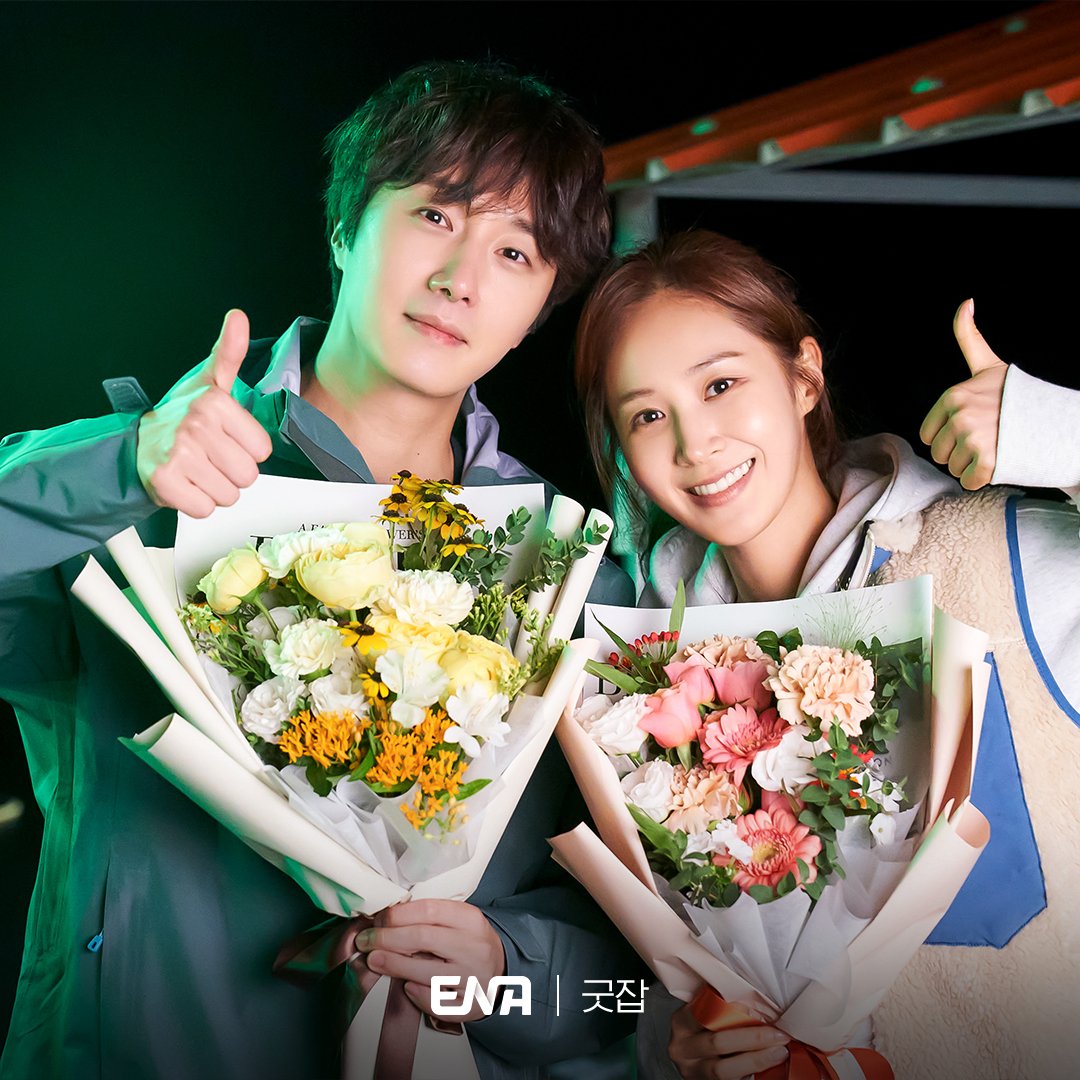 Channel_ENA's tweet photo. 굿바이 굿잡😭
#ENA #ENA드라마 #ENA수목드라마 #굿잡 #정일우 #JungIlWoo #권유리 #KwonYuri #음문석 #UmMunSuk #송상은 #SongSangEun #GoodJob https://t.co/7nuEKMXrkh