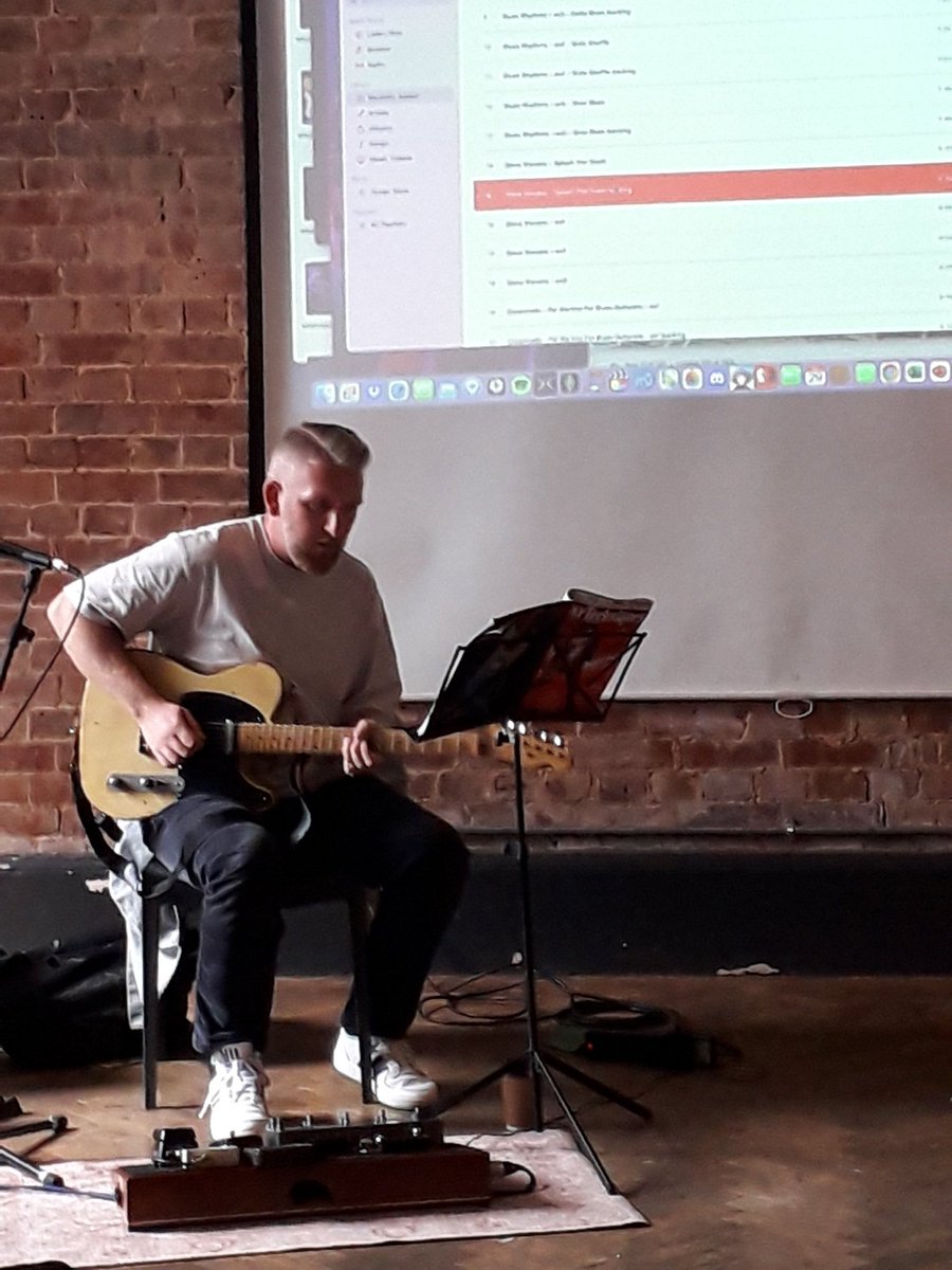 The amazing <a href="/SteveDownGuitar/">Steve Down Guitar</a> wowing us today <a href="/exeter_phoenix/">Exeter Phoenix</a>