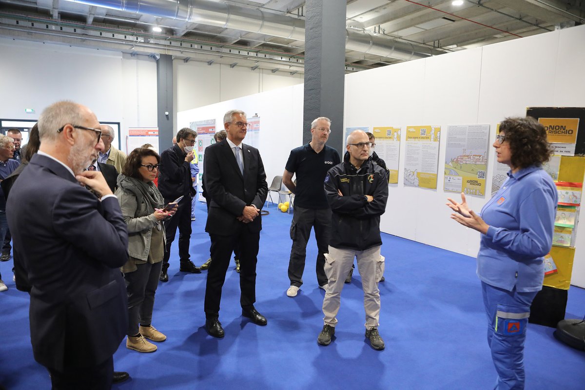 👩🏻‍🏫Dal sisma del 1908 di #Messina e #ReggioCalabria, passando per l'#Irpinia fino ai recenti #terremoti del #CentroItalia, la mostra "Terremoti d'Italia" ripercorre i principali eventi sismici del nostro Paese. Puoi visitarla fino all'8 ottobre a Trieste👉 bit.ly/MostraTerremot…