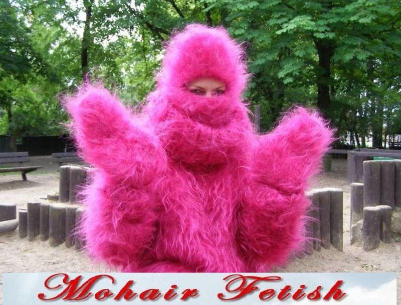 cedosan's tweet photo. @AlexKouchner Mohair ? https://t.co/UnFhYLogoi