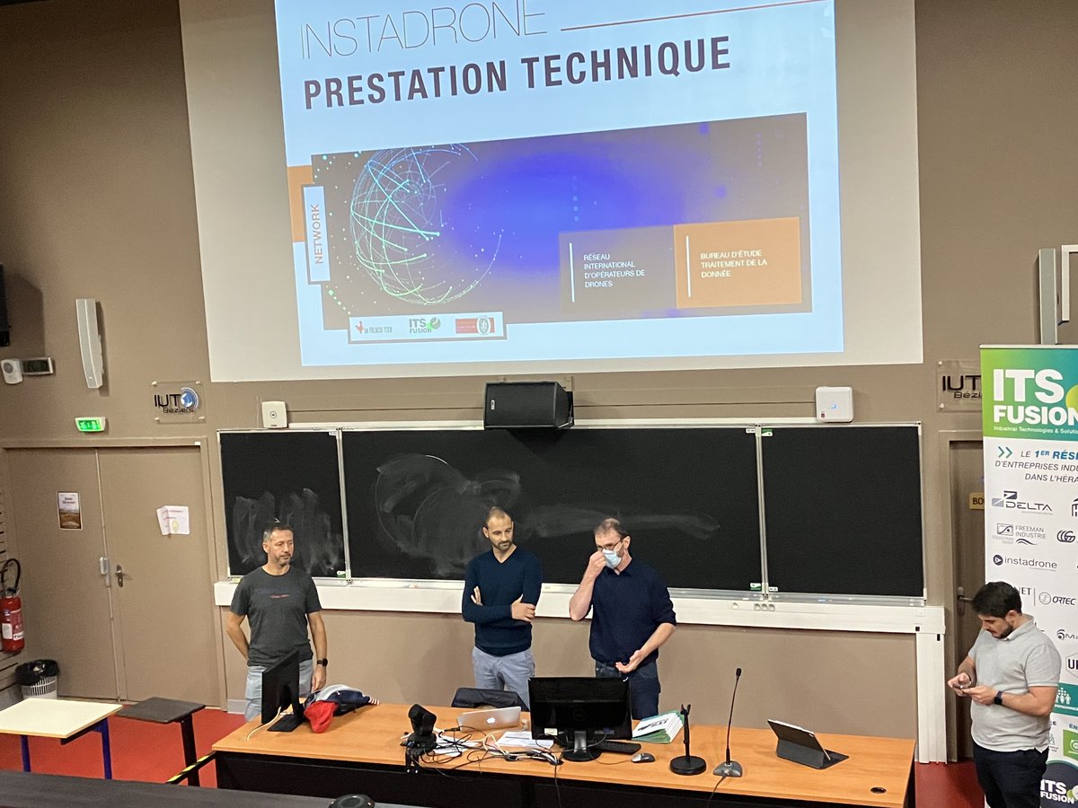 Iutbeziers's tweet photo. Aujourd’hui l’IUT inaugure son premier « Jeudis de l’entreprise » sur le thème de l’industrie avec les sociétés Instadrone et Mecanic Sud Industrie (Groupe Rochette Industrie)
#partenaire #entreprise #alternance #instadrone #ITSFUSION https://t.co/ux4ucI5Aei