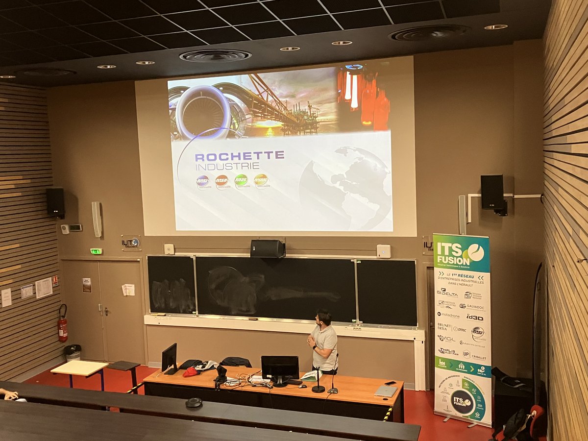 Iutbeziers's tweet photo. Aujourd’hui l’IUT inaugure son premier « Jeudis de l’entreprise » sur le thème de l’industrie avec les sociétés Instadrone et Mecanic Sud Industrie (Groupe Rochette Industrie)
#partenaire #entreprise #alternance #instadrone #ITSFUSION https://t.co/ux4ucI5Aei