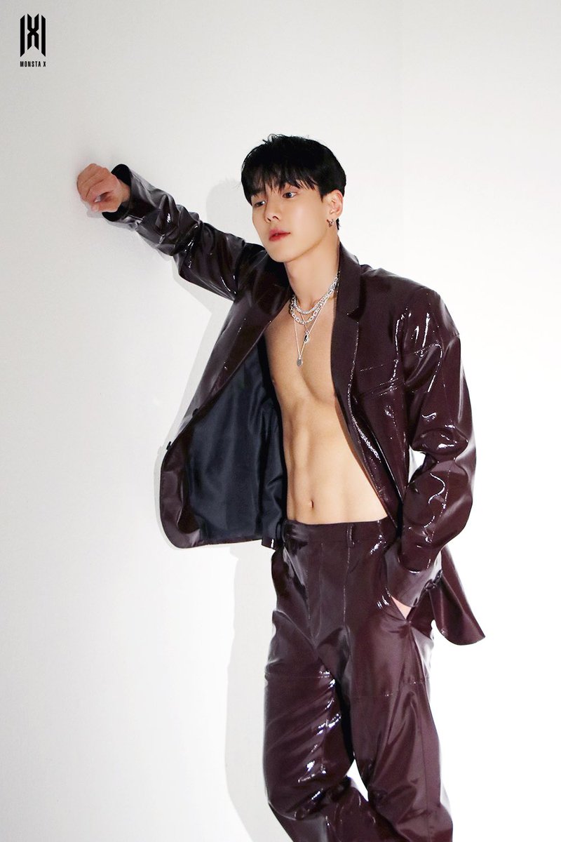 hottestnu's tweet photo. HOT DADDY WITH A BIG DICK 🥵 https://t.co/6e9ya6gpVF
