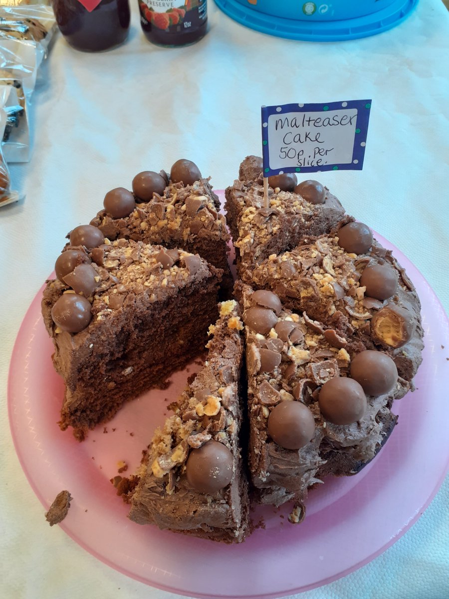 nextsteptrust's tweet image. This morning we hosted our Great NST Bake Off, cake sale and quiz. We managed to raise £167 for a fantastic cause! Can you guess which cake won Star Baker?