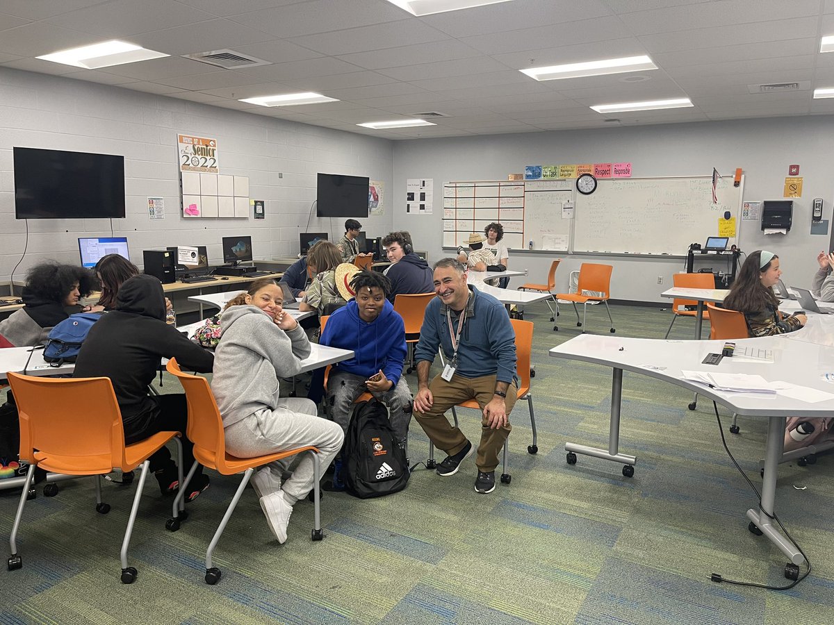 Erica Settelen tweet media