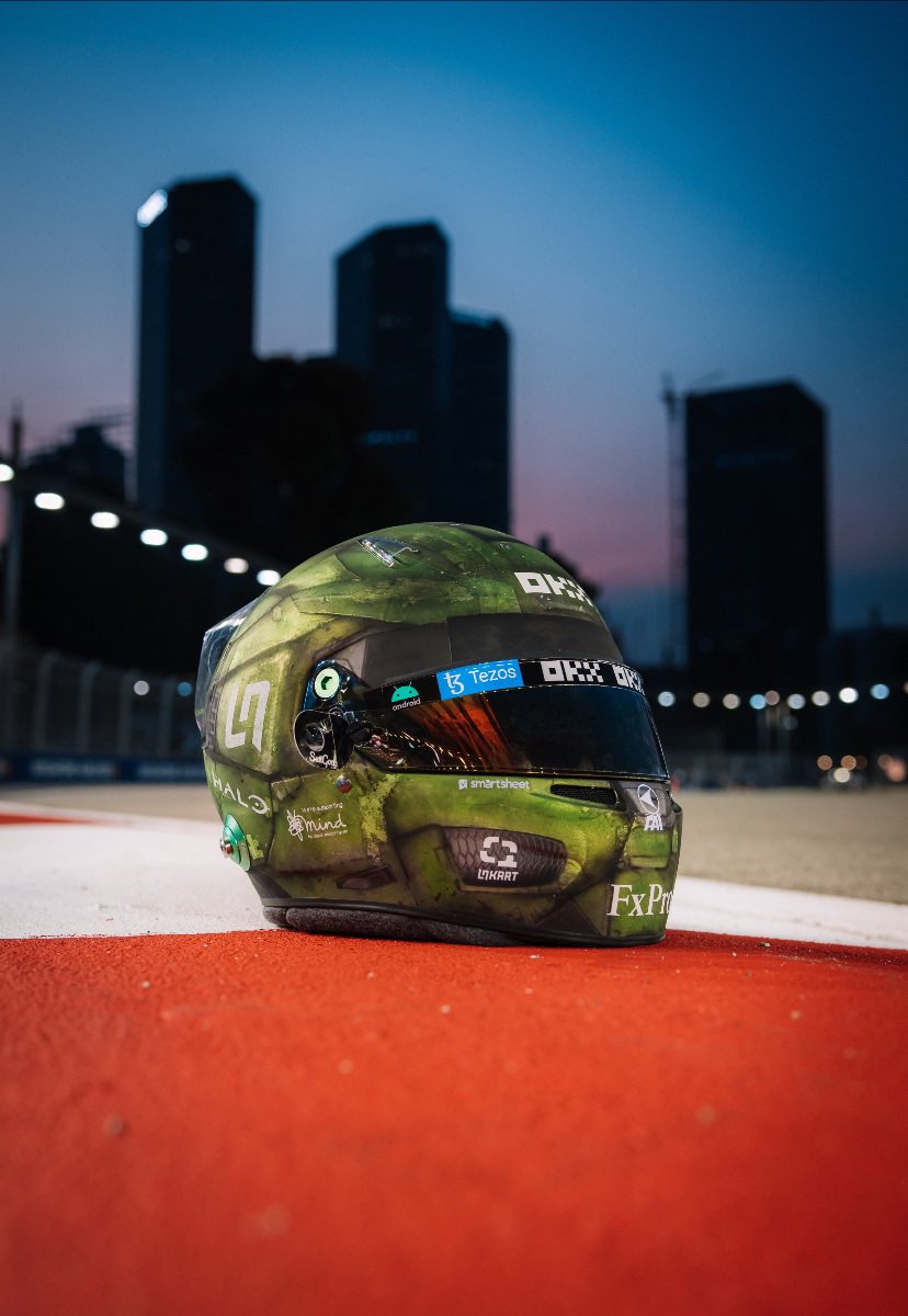 Dexerto's tweet photo. Lando Norris is set to wear a Halo inspired helmet for F1 this weekend https://t.co/Dt2YZvd2pa