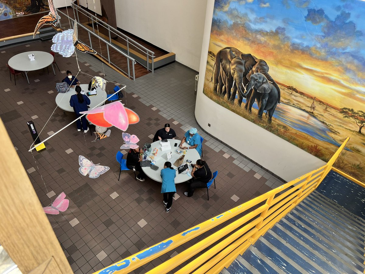 Haraan_S's tweet photo. Had an amazing time coming out to celebrate the heroes of St Christopher’s Hospital. We can’t thank you enough for all you do for the community! Thank you for your warm welcome we had so much fun with your team yesterday #signaturestars💫 #UnstOHPAble #lifeatatt @keroninc https://t.co/kbobFraWY2