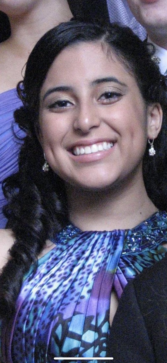 andriarebeca_'s tweet photo. randomly remembered that i had a blocked tear gland that i had removed and was told it won’t come back. the next year it came back on my other eye. love having a buddy during my proms 🥰 https://t.co/Lv2PJT1OO3
