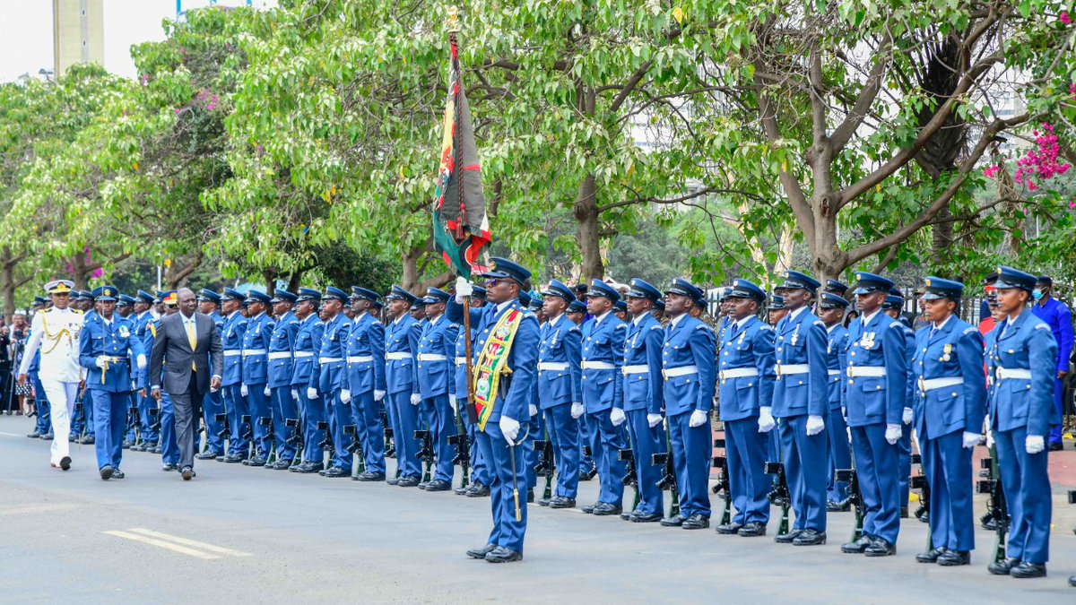WilliamsRuto's tweet photo. Official Opening of the 13th Parliament, The Parliament of Kenya, Nairobi. https://t.co/cWcYhRRFcp