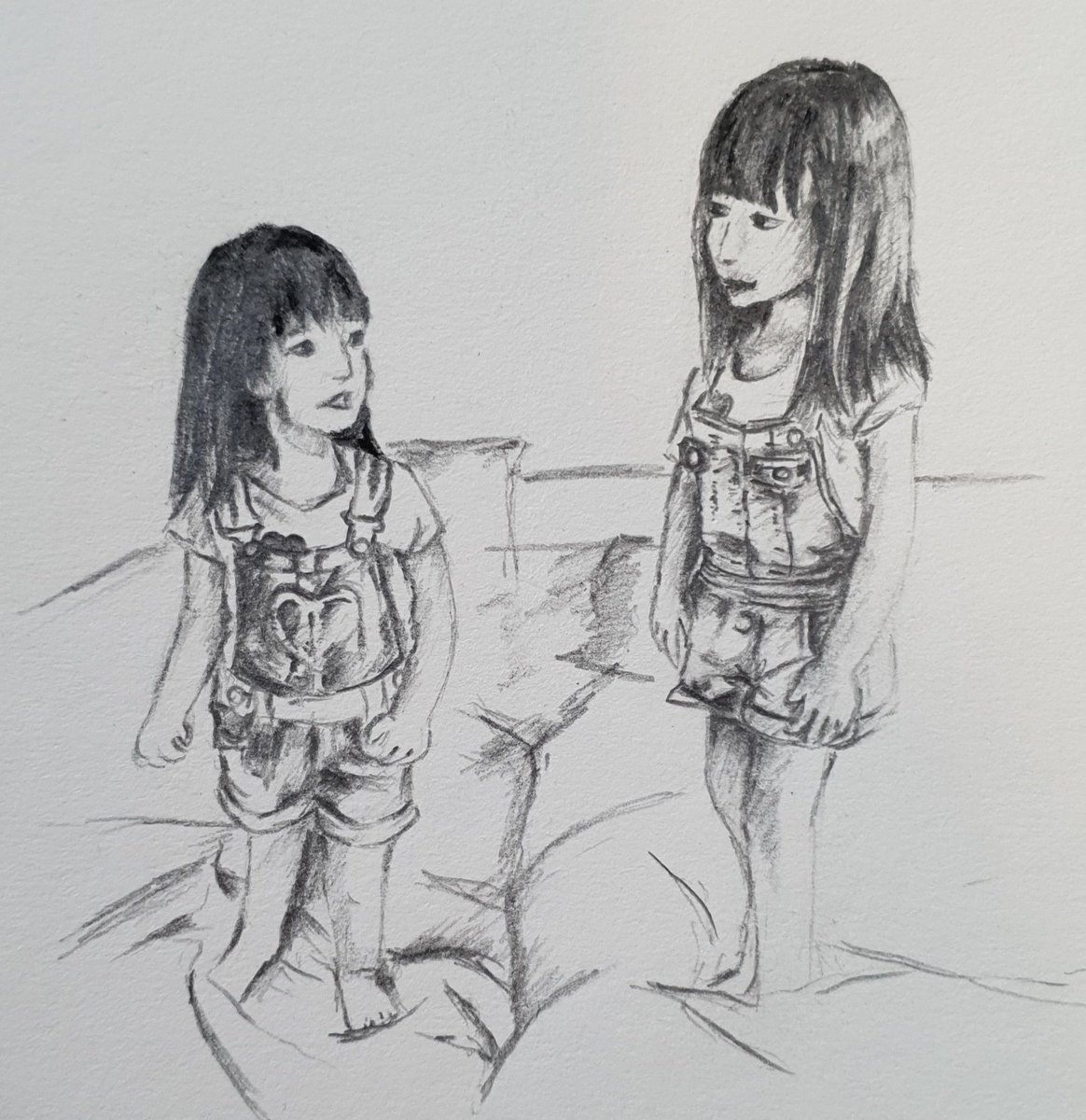 SherlynToh's tweet photo. Miss those days when they were 2 and 4 years old ❤ https://t.co/2T7p2XtWLp