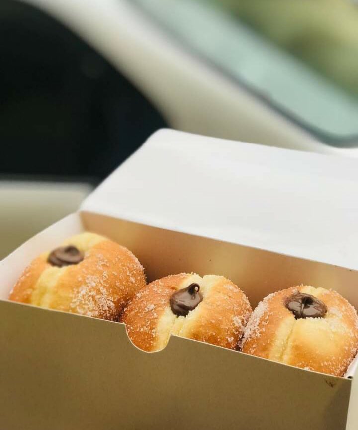 PH_Pastry_Queen's tweet photo. Hello Guys, I’m Peace and I am a baker / pastry chef and sweetheart based in portharcourt.

I make yummy cakes, pastries, food trays, meals of all kinds and deliver in and around rivers, Bayelsa and environs. https://t.co/JAlg1j1eJi