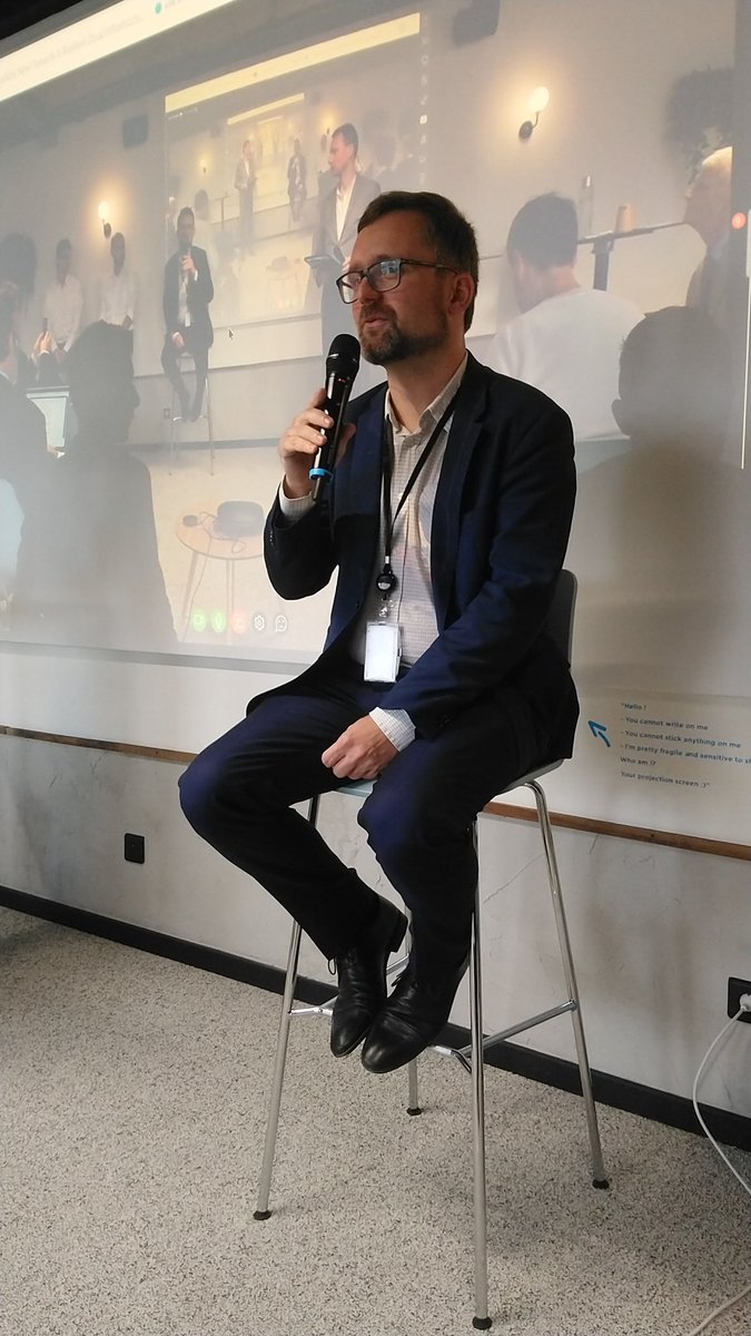 euclidia tweet media