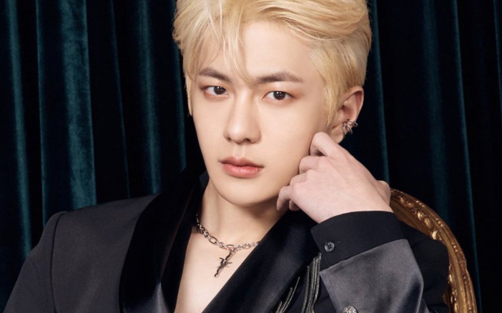 TheHallyuDaily's tweet photo. [K-Pop News]
#GoldenChild's Choi Bomin suffered a facial fracture.

On the 29th, his agency Woollim Entertainment announced the news of Choi Bo-min's injury through an official press release.

For More: https://t.co/NYtITj3nKP

#BOMIN #KPOP #KpopNews #ChoiBomin https://t.co/f4TcdOpish