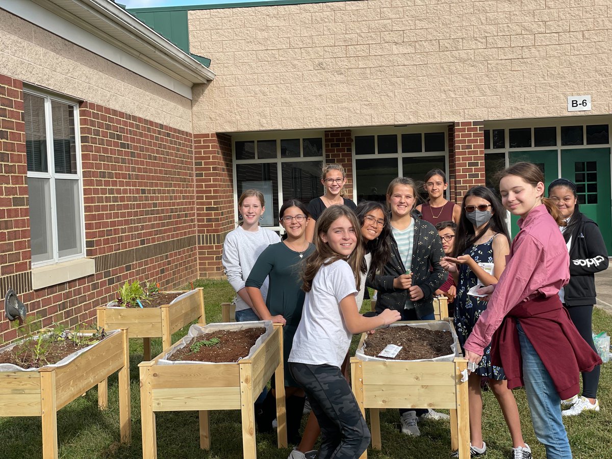 HarmonyMiddle tweet media