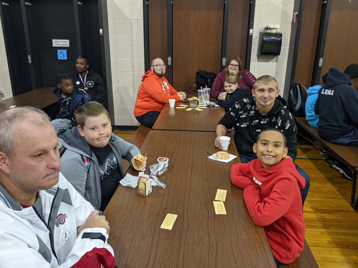 MrD_WestMain's tweet photo. What a turnout for today's Father's Walk at West Main! So great to see all the fathers and father figures show up for the kids. Thank you for supporting the kids. You rock! #OnlyInRavenna #LoveYouMeanIt #LeadWithLove https://t.co/v1twjMVP1o