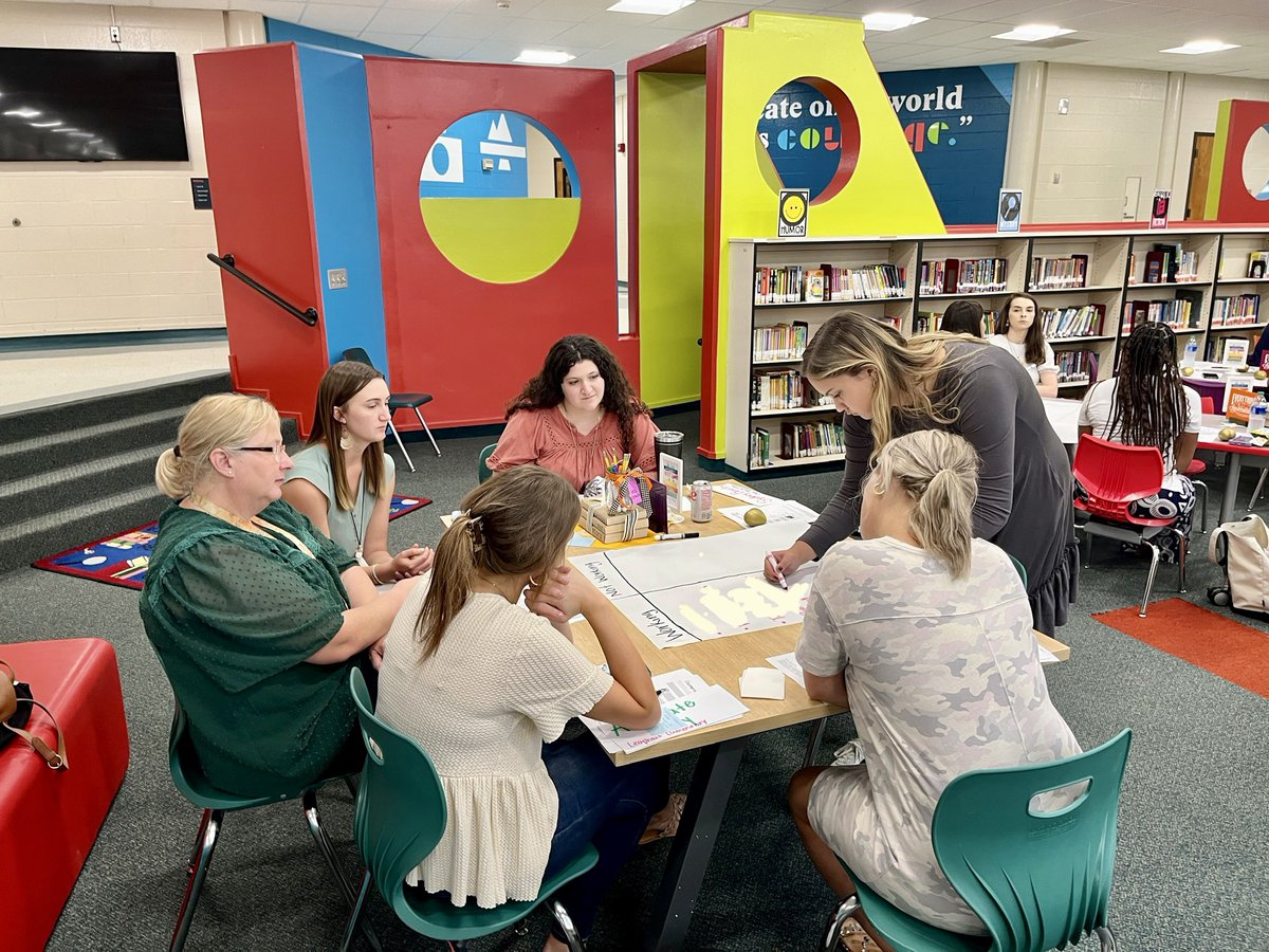 #LexRich5Schools Elementary Induction Teachers came together with the district's Retention &amp; Instructional Coaches, Amy Carter &amp; Buffy Murphy for collaboration, discussion + reflection. We love and appreciate our first year teachers as they write their 1st chapter in #OurD5Story!