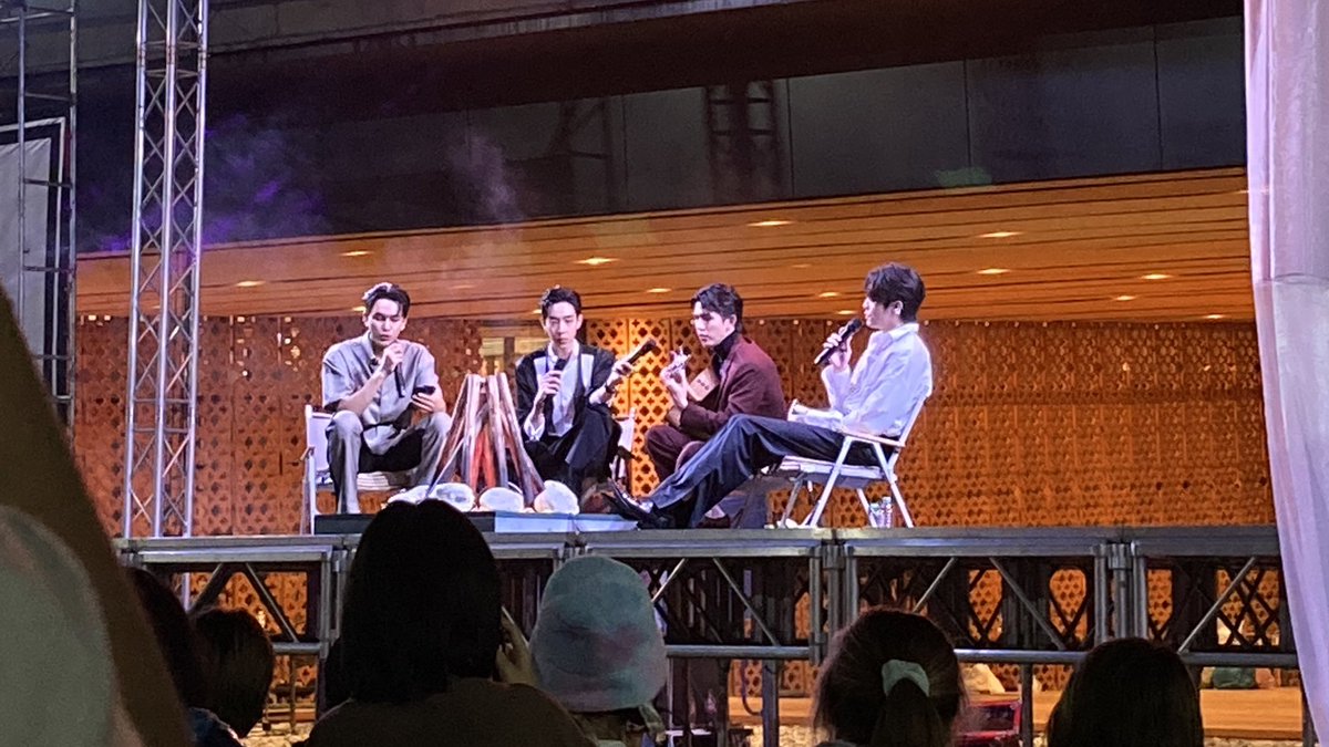 1998julyyy's tweet photo. 🤲🏻🤍
/ #แฟนมีตเซฟจี https://t.co/DPy2JvW9zj