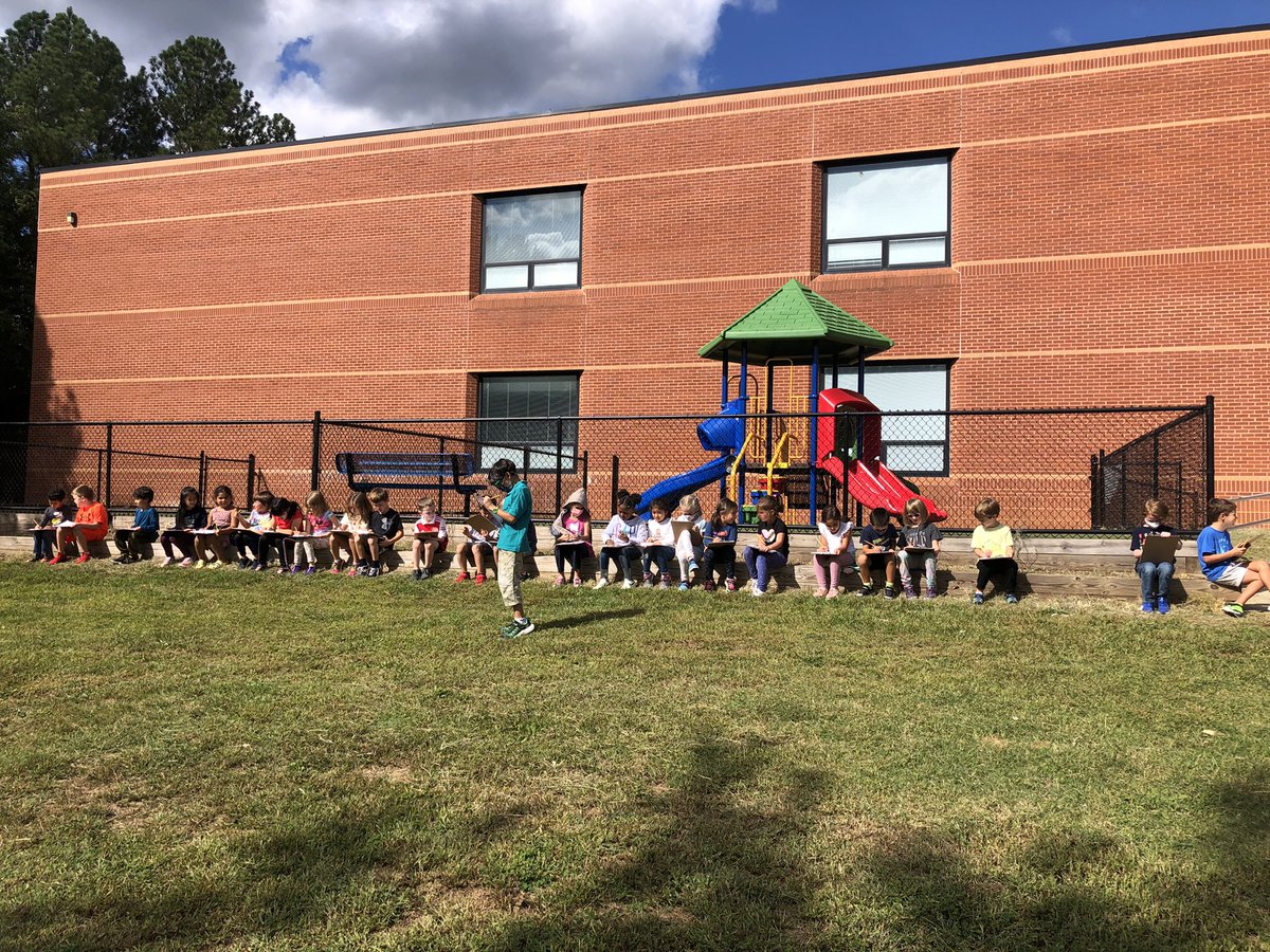 Cheryl Clark tweet media