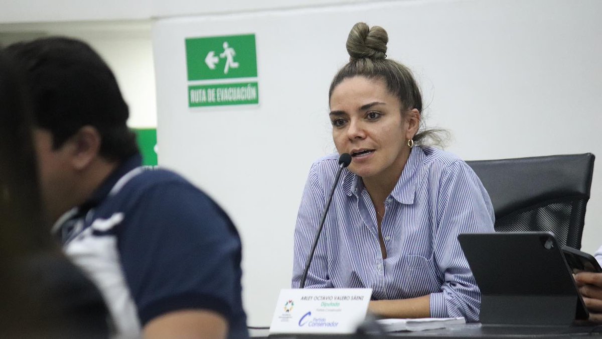 358 familias en 10 municipios del departamento se beneficiarán con electrificación rural e implementación de energía solar fotovoltaica en zonas no interconectadas. 

1️⃣/2️⃣