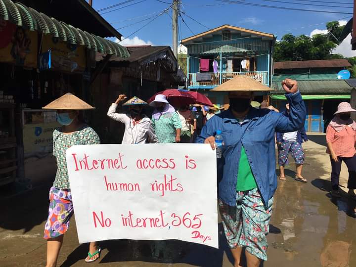miN13700's tweet photo. It would be really useful in many ways for the locals from internet shutdown area and for the fast information flows so we request @elonmusk to give us Star Link Satellite Internet Access . #PlsActivateStarLinkForMyanmar #MyanmarNeedsHelp
#WhatsHappeningInMyanmar https://t.co/2rcQiUEEdL