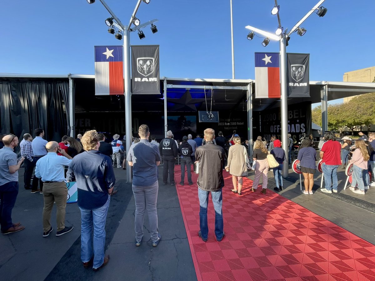 BigTexNews's tweet photo. Everything is bigger in Texas —including the @texasautoshow! We’re gearing up for the @StateFairOfTX, hosting Texas Auto Show Media Day this morning, unveiling the new models that will be on display at the Fair. #txas 

@RamTrucks @Toyota @chevrolet @Ford @Nissan https://t.co/AI2VF51PB9