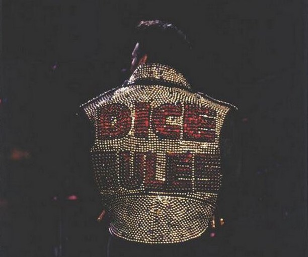 upnorthtrips's tweet photo. HBD, DICE. https://t.co/KfwveB8cAk