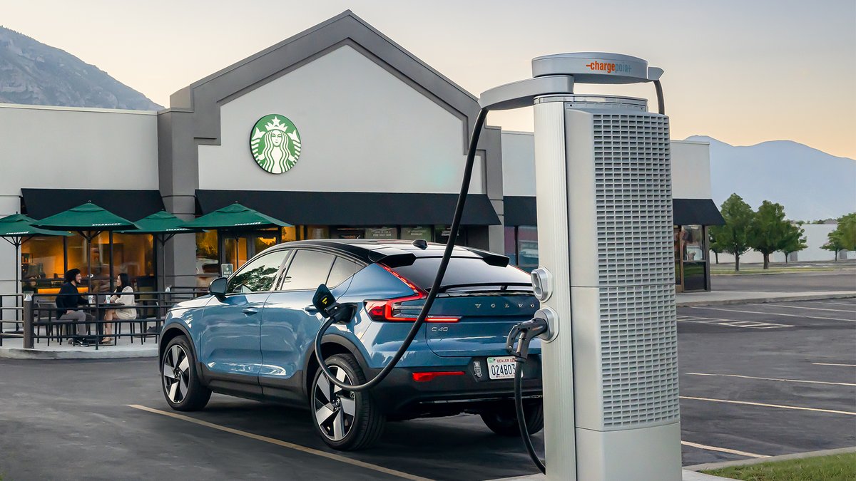 This #NationalCoffeeDay we celebrate our joint effort to reduce carbon emissions by installing as many as 60 DC fast charging stations in up to 15 Starbucks locations. Together Volvo Cars and @Starbucks are working toward a better future for everyone. #recharge