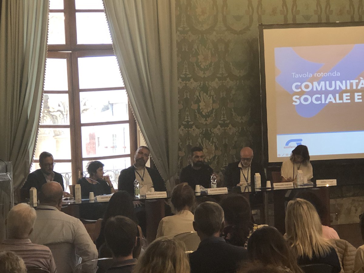 assifero's tweet photo. La complessità oggi ha bisogno di pratiche. La nostra sfida per il Mediterraneo è basata sulla contaminazione culturale e sulla mutua valorizzazione @claudioarestivo @moltivolti #ConferenzaNazionale #FondazionidiComunità #Siracusa2022 https://t.co/Oai72lBPPA