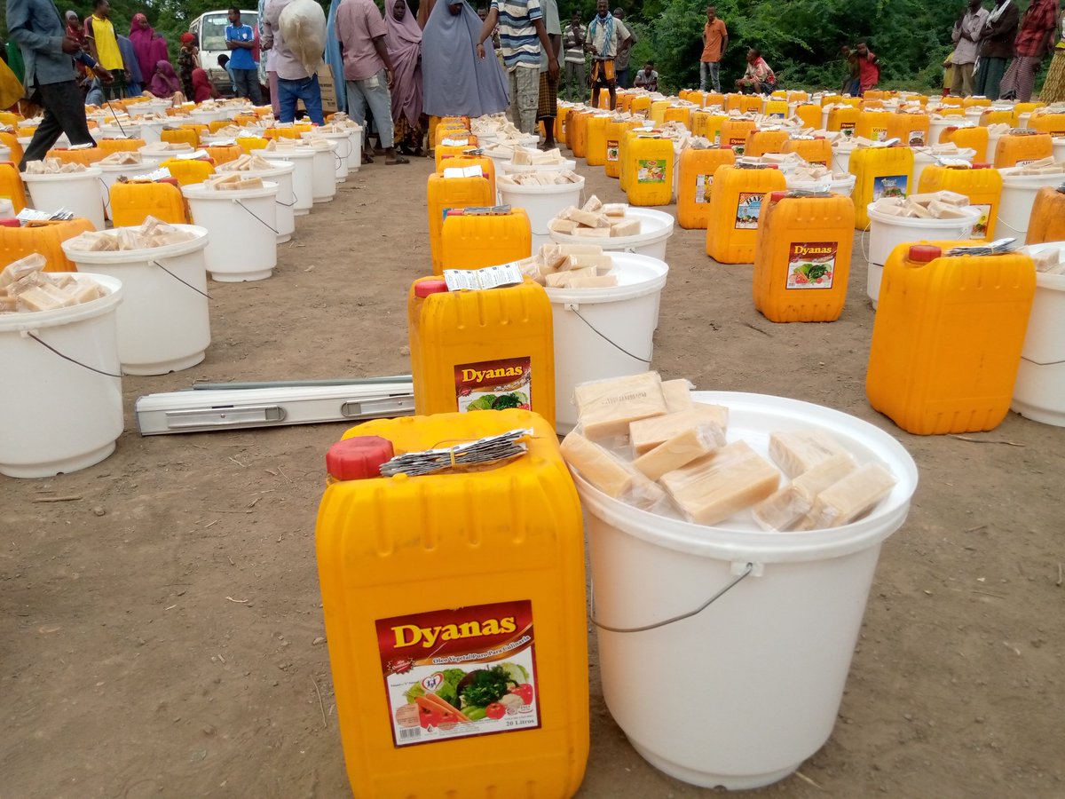 SHARDIORG's tweet photo. With AICS support, SHARDI in collaboration with CEFA distributed hygiene kits to 950 HHs in Bananey, Barrey, Moyko, Kalundi and Gafay villages in Jowhar district of Hirshabelle State of Somalia.
Thanks to @Aics_Mogadiscio @ItalyinSomalia @aics_it @CEFAonlus @CefaKenya https://t.co/fczgJLXMdb